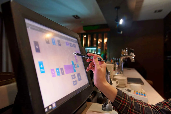 Anti-Glare, Waterproof KDS: Touch Features Your Kitchen Needs