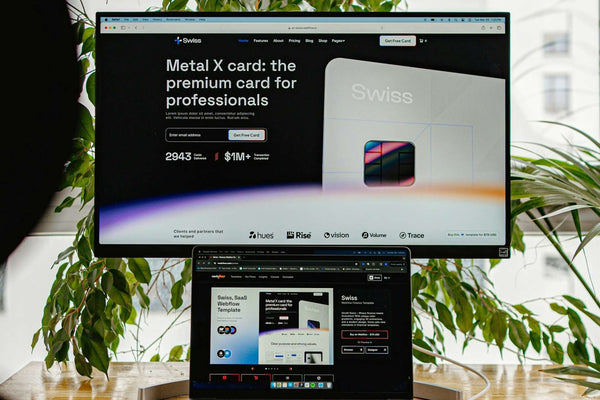 What to Look for in a Durable 4K Touch Screen Monitor for Outdoor Use